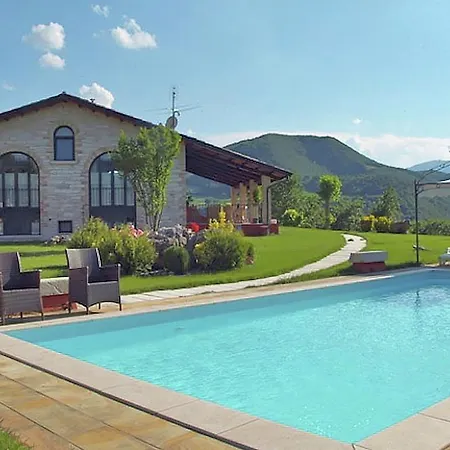 Feriehus Family In Cagli With Pool Acqualagna