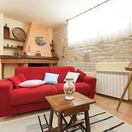 Family In Cagli With Pool