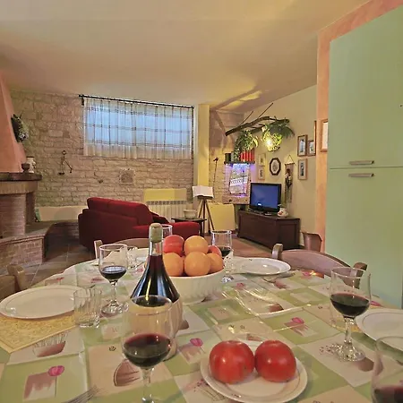 Family In Cagli With Pool Сasa de vacaciones *