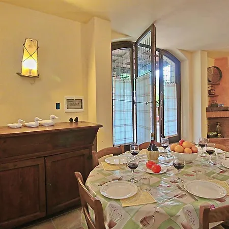 Σπίτι διακοπών Family In Cagli With Pool